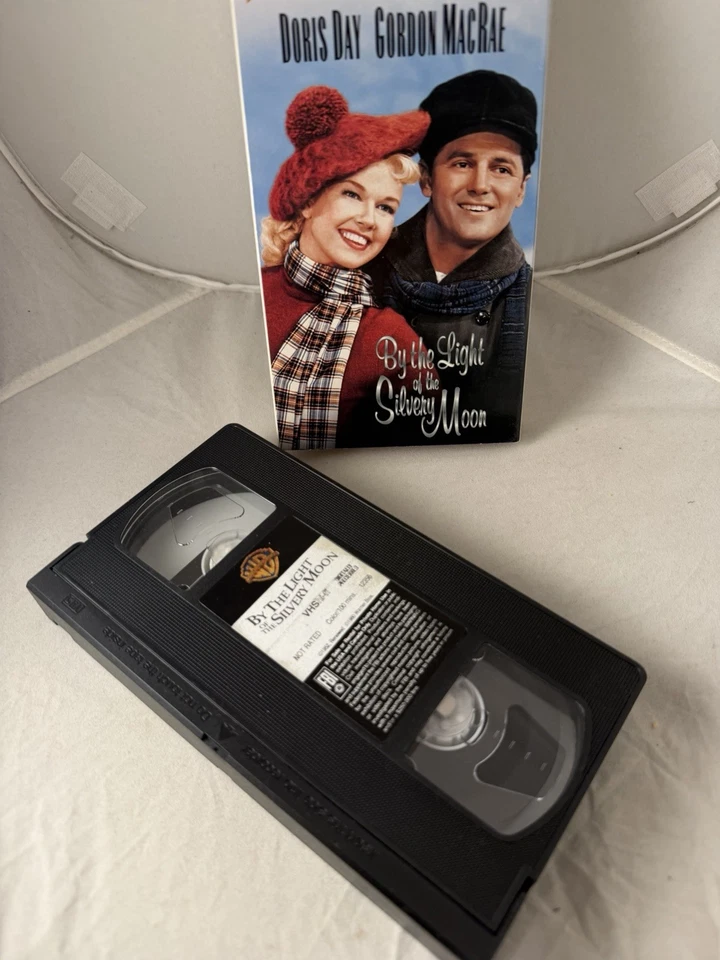 By the Light of the Silvery Moon VHS 1980 Doris Day Gordon MacRae - Image 3 of 3