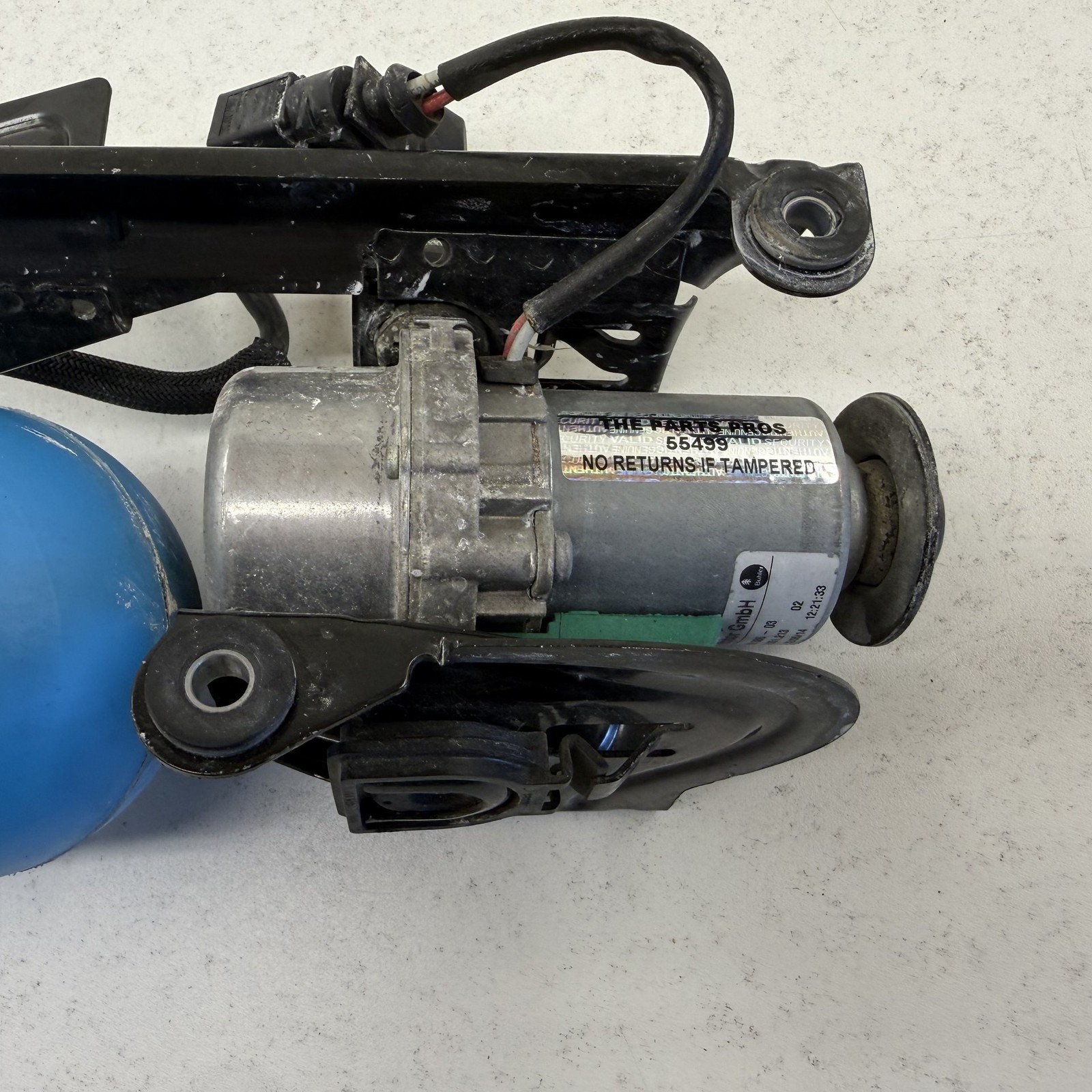 Bentley Flying Spur 2014-2018 Brake booster with tandem pump P/N 8E0927317J