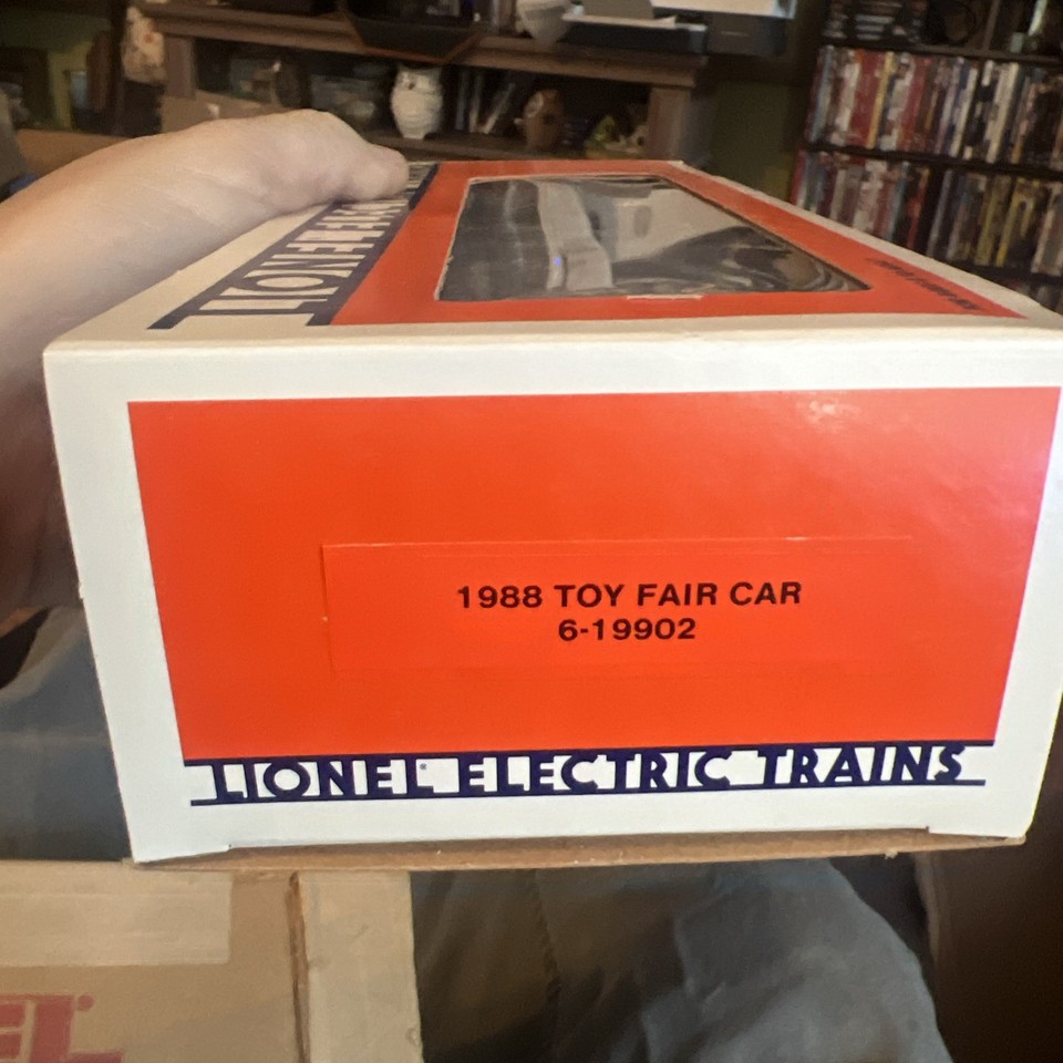 LIONEL,,,,,# 19902,,,,,,,1988 TOY FAIR BOXCAR Brand New in the box! | eBay