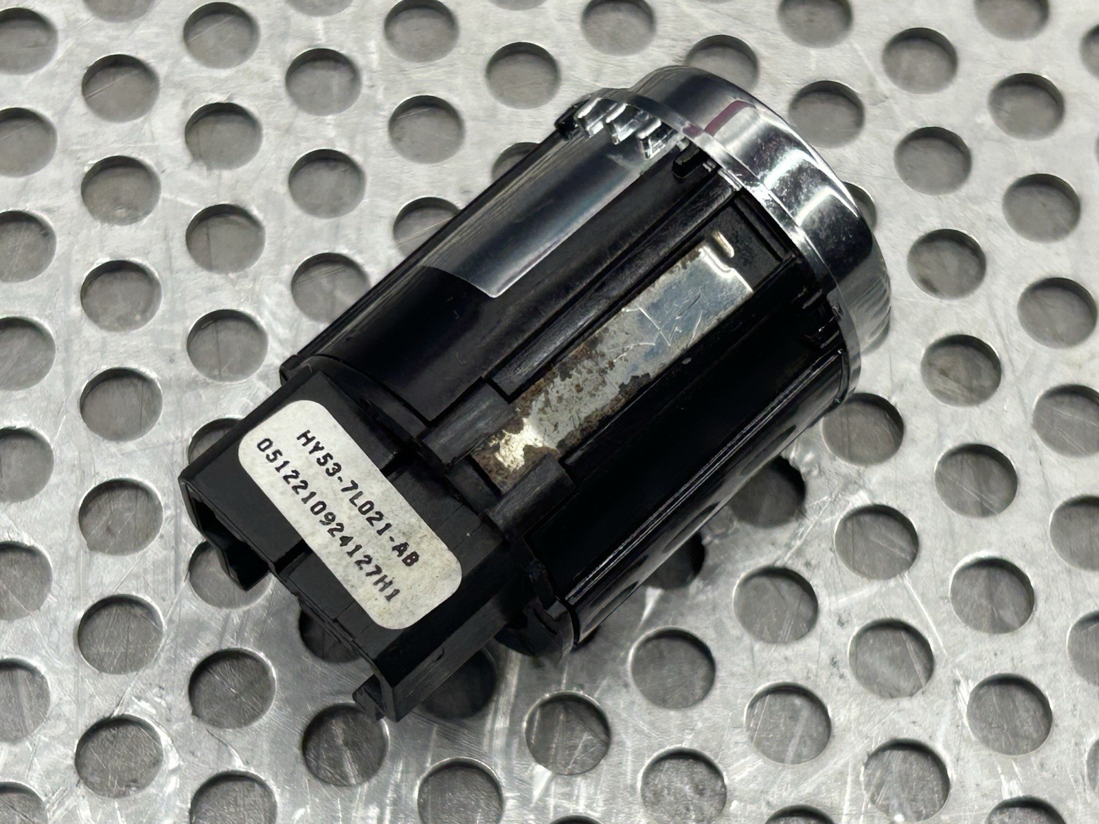 2018-2024 Aston Martin DB11 DBX Vantage Engine Ignition Start Stop PRND Switch