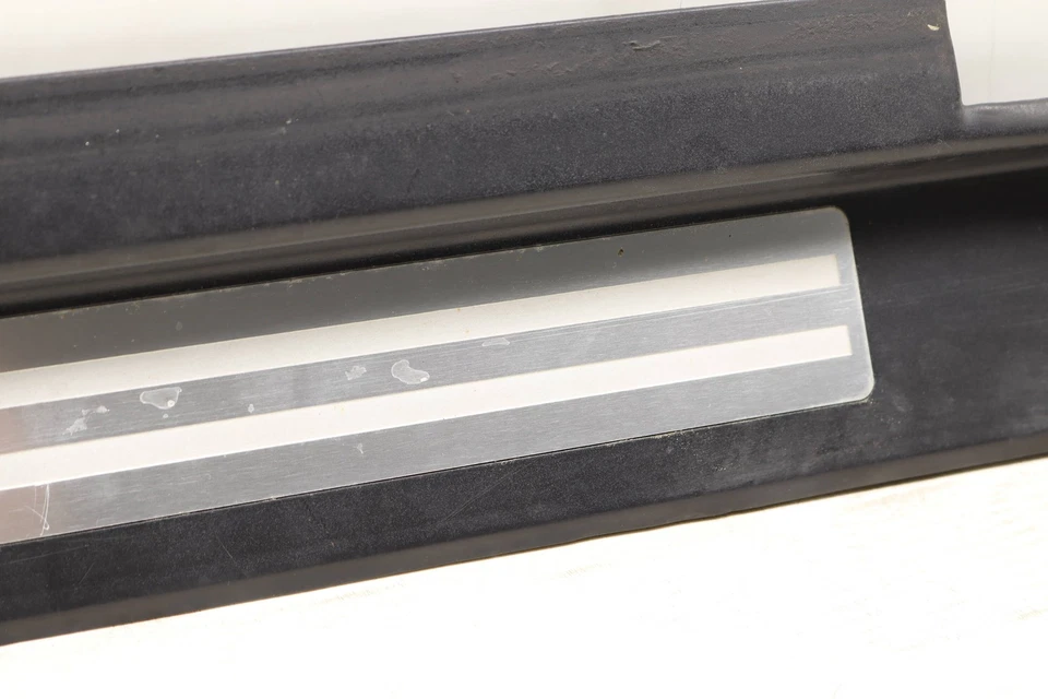 AUDI TT QUATTRO 1999-2006 - ALFÉIZAR DE PUERTA DERECHO / placa de desgaste 8N8853492 Foto 4 de 4