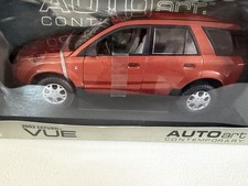 AUTOart Contemporary Saturn Vue 1:18 Red Diecast Car Model 2002
