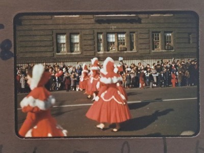 Macy's Thanksgiving Parade Kodachrome Slide 1953 Santa Claus Girls NYC Vintage