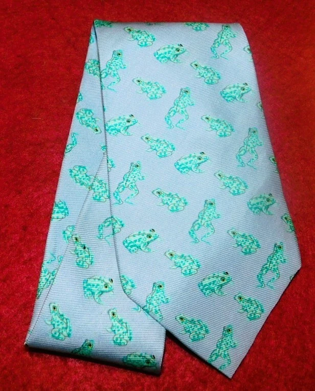 BANANA REPUBLIC MADE IN ITALY CORBATA MOTIVO RANAS AZUL CLARO/VERDE - CORBATAS DE DISEÑADOR. Foto 2 de 3