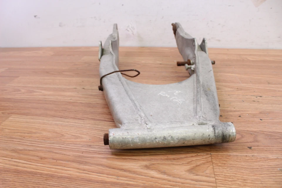 Suzuki RM125 1978 vintage - basculante/brazo oscilante de aluminio opcional Foto 3 de 4