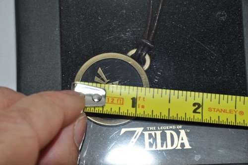 Nintendo ZELDA ~ Colgante ESPADA SKYWARD con Collar de Cuero - Imagen 6 de 6
