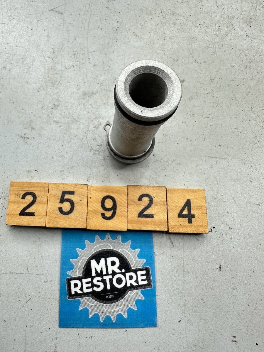 JINTO  Kawasaki Z1300 KZ1300 ZG1300 ZN1300 Water Bypass Pipe 32032