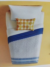 Room Essentials Satin Quilt Twin/Twin XL Size Stripes