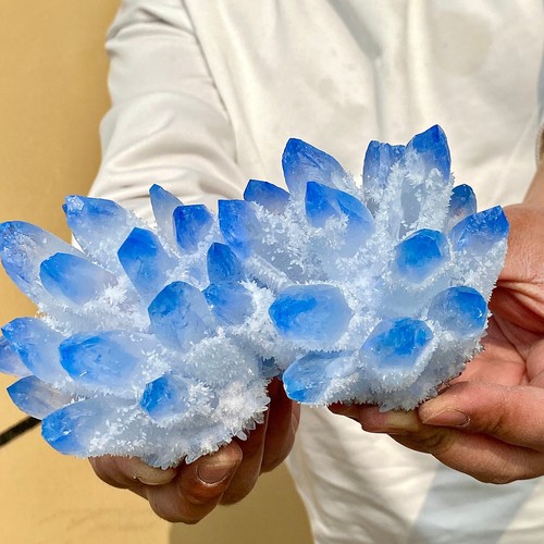 2.34LB Newly discovered blue Phantom Quartz Crystal Cluster mineral samples - 第 3/13 張圖片