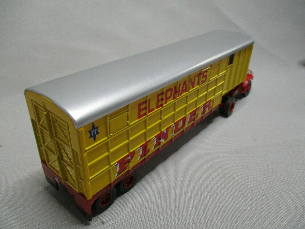 ALTAYA PINDER CAMION Marmon Avec Remorque Transport D'elephants Ech 1