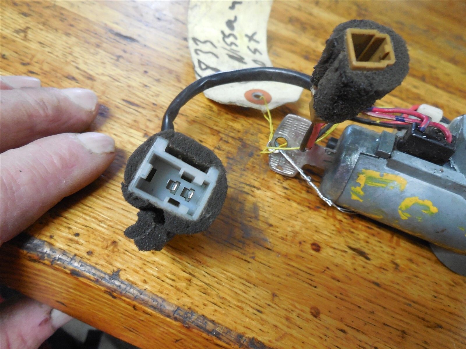 1989 - 1993 NISSAN 240SX IGNITION KEY AND LOCK CYLINDER SET W WIRING ...