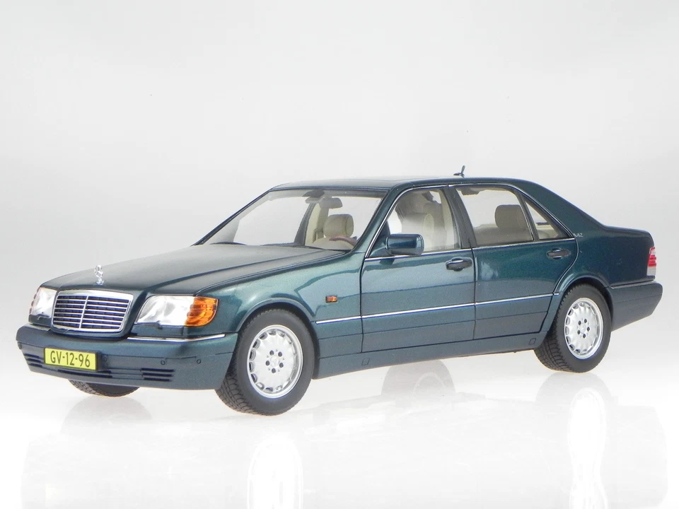 Mercedes W140 S600 S-Klasse 1997 grün met Modellauto 183593 Norev 1:18 - Bild 4 von 4