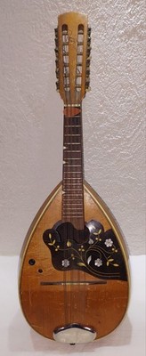 Rundbauchmandoline(Mandriola)mit 4 Doppelsaiten, Gewölbter Rundbauch aus Holz