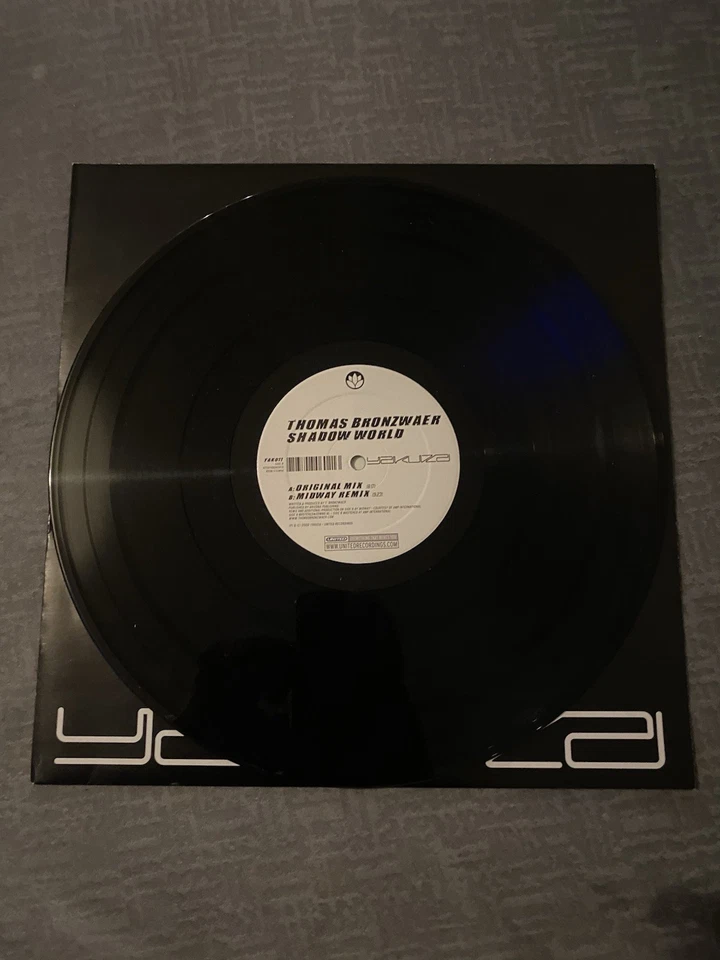 vinyl records - Image 4 of 4