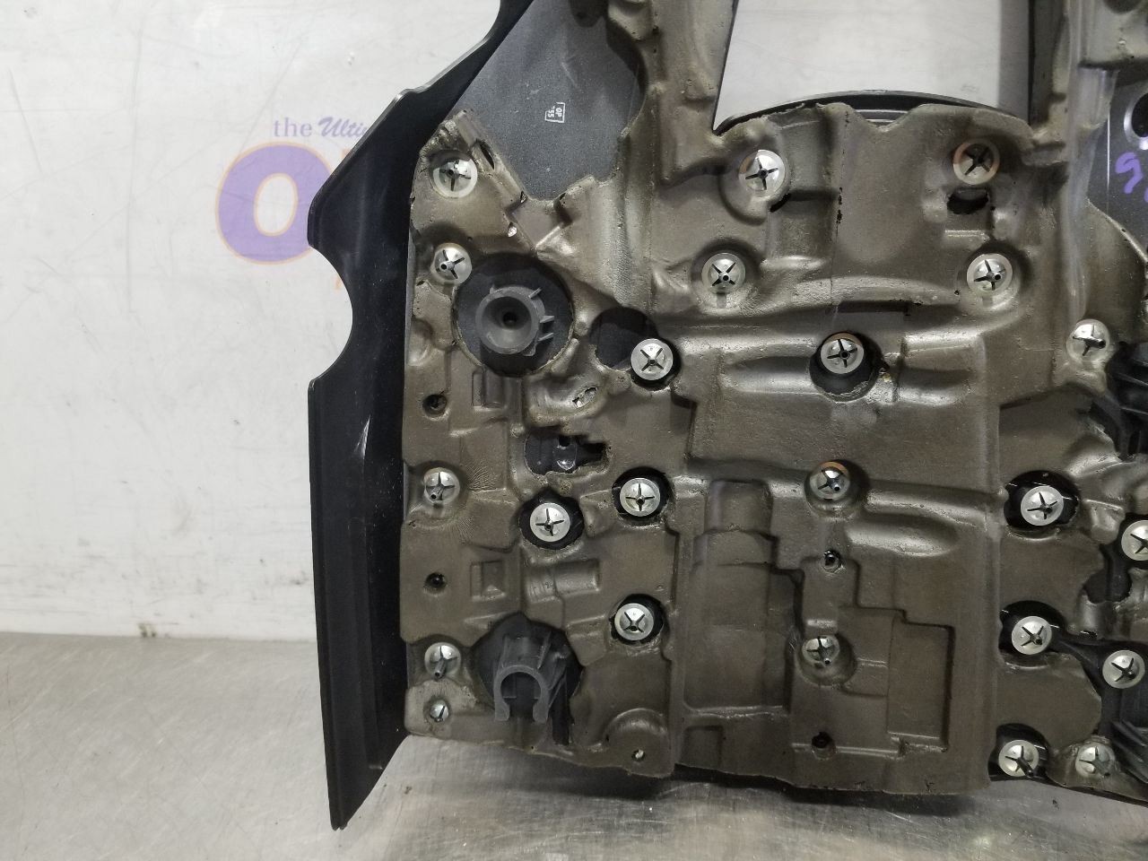 20 2020 MASERATI LEVANTE SQ4 3.0L ENGINE COVER