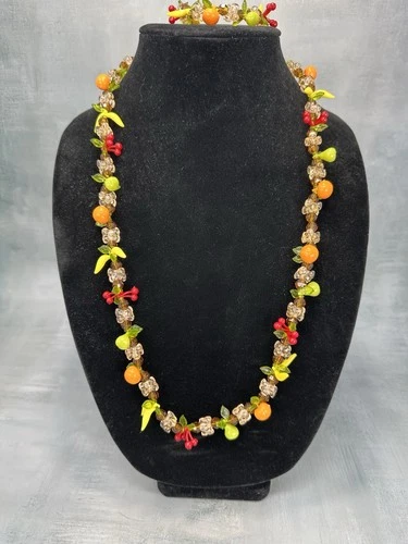 VINTAGE PLASTIC FRUIT SALAD NECKLACE Variety Beads BEADED Very Nice !