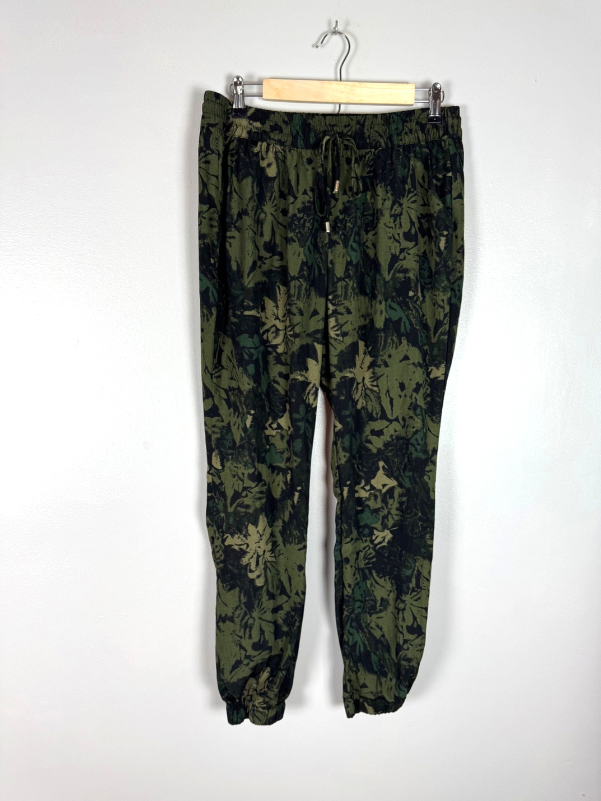 Buffalo Green Patterned Lightweight Joggers, Size… - image 1