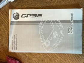 GamePark GP32 Console Boxed Working + Her Knights All For The Princess