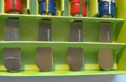 NEW Supreme Holiday Gift Box Set of 4 Spreaders Stainless Steel Blades - Picture 3 of 3