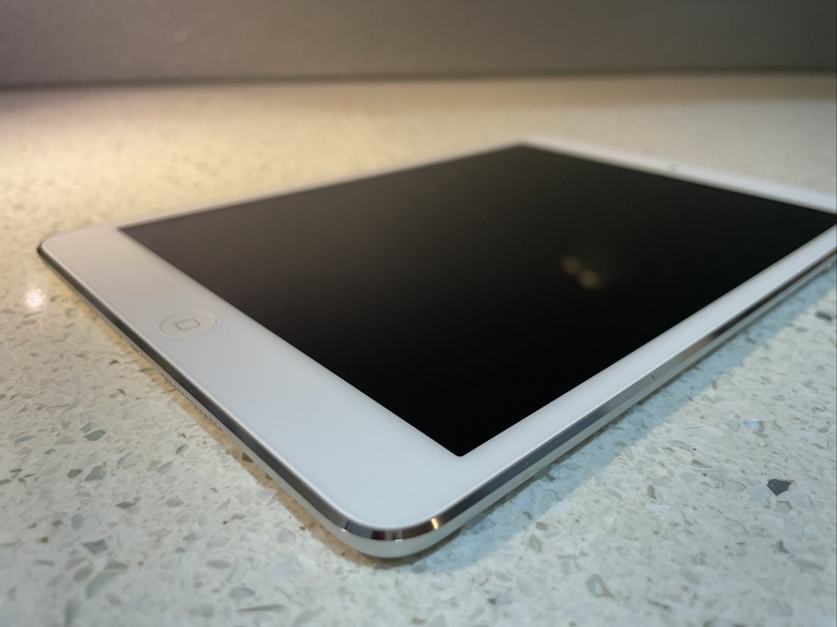 タブレット Apple - iPad mini 1 16GB Apple iPad mini 1st Gen. 16GB, Wi-Fi, 7.9in - White & Silver