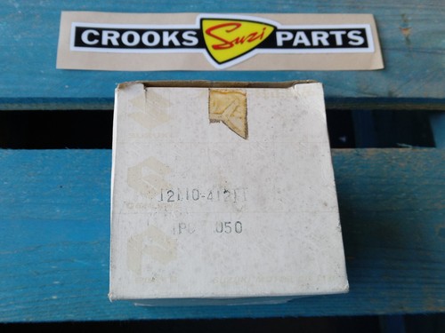 NOS 12110-41211-050 RM400 C 1978 Suzuki +.5mm Piston ONLY, bore size 80.5mm - Picture 10 of 10