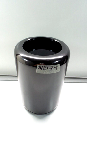 Apple MAC Pro A1481 Late 2013 Xeon Quad-Core 3.7GHz 32GB 500GB HDD FirePro D300