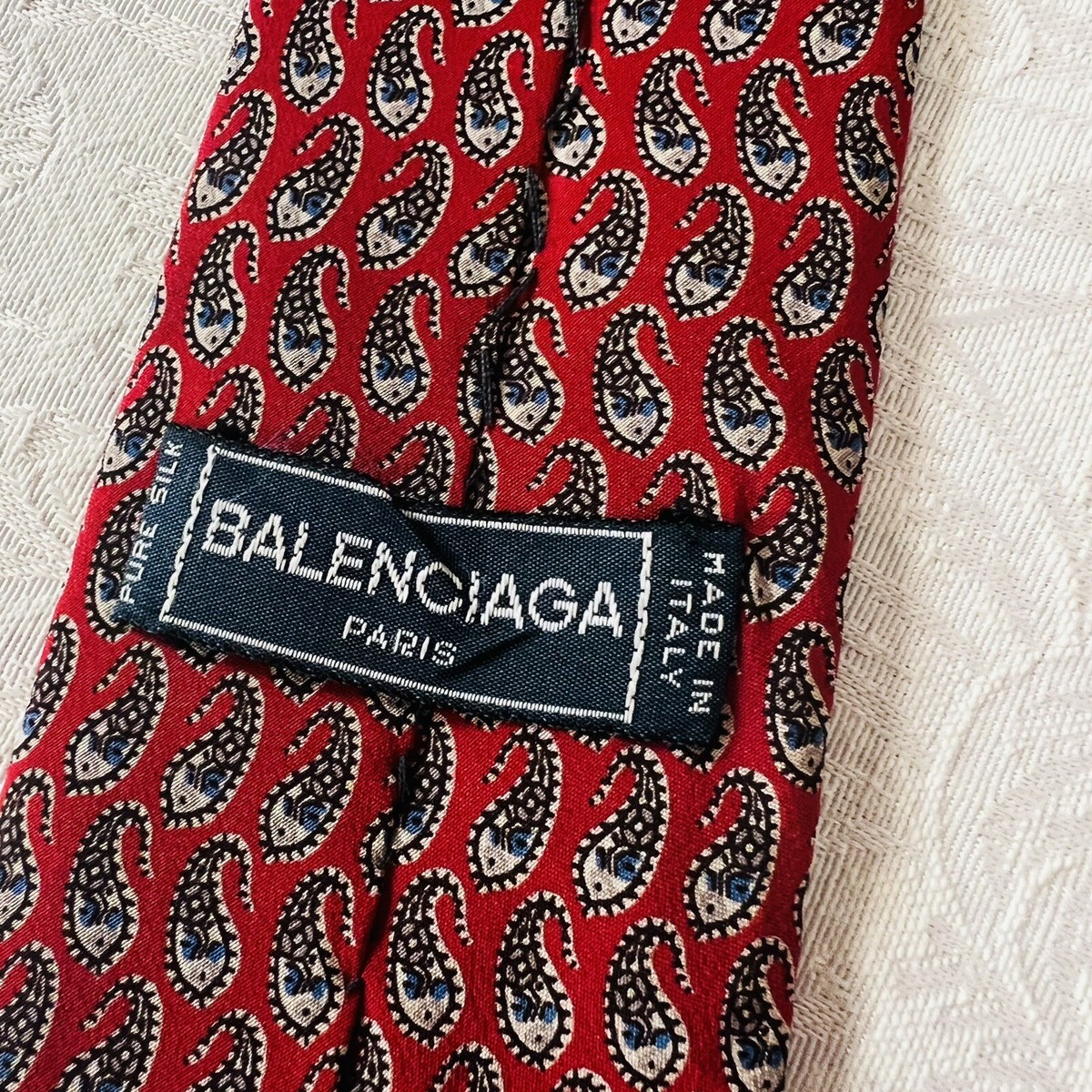 バレンシアガ】 ペイズリー 100% シルク