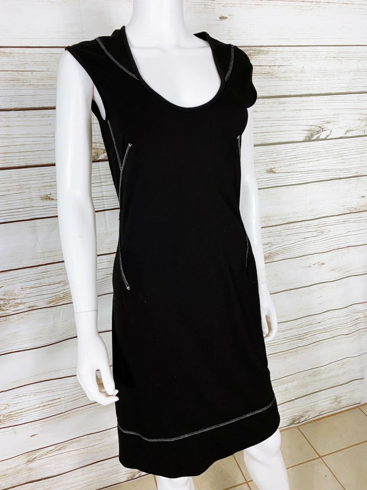 Vestido Studio M para mujer XS negro con costuras blancas cuello redondo hasta la rodilla sin mangas Foto 2 de 4