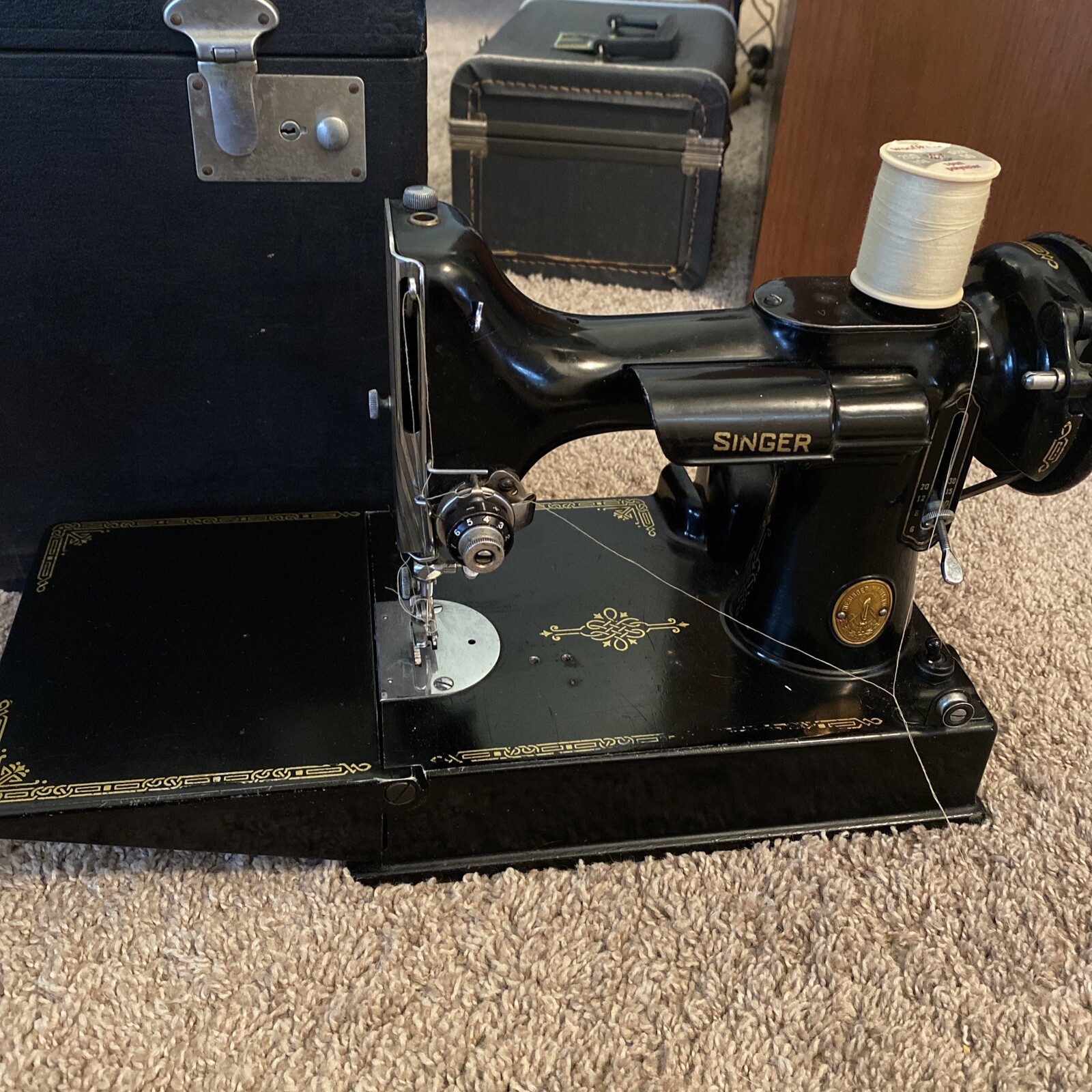 Vintage Singer Portable Electric Sewing Machine 2211 Case