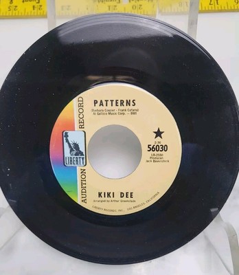 Kiki Dee Patterns I'm Going Out 7'' Vinyl Record