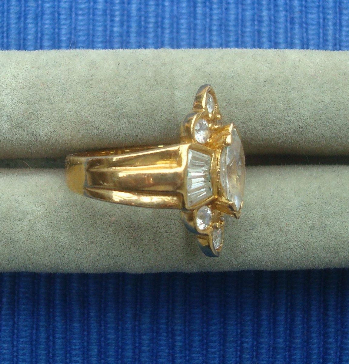 Bague Fantaisie Vintage Dorée Avec Brillants (1 Manquant) - Taille 56