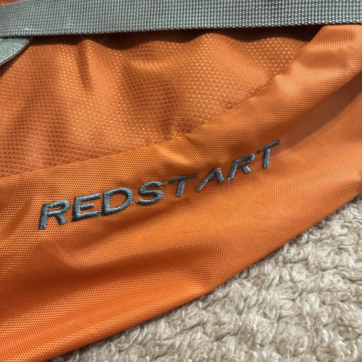 Kelty Redstart 26 Backpack Orange Adult Hiking Day Bag Padded