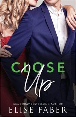 Close Up (Paperback or Softback)
