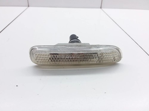 BMW 3 E46 Kotflügelblinker vorne links 084441403L 1.90 Petrol 77kw 22923125