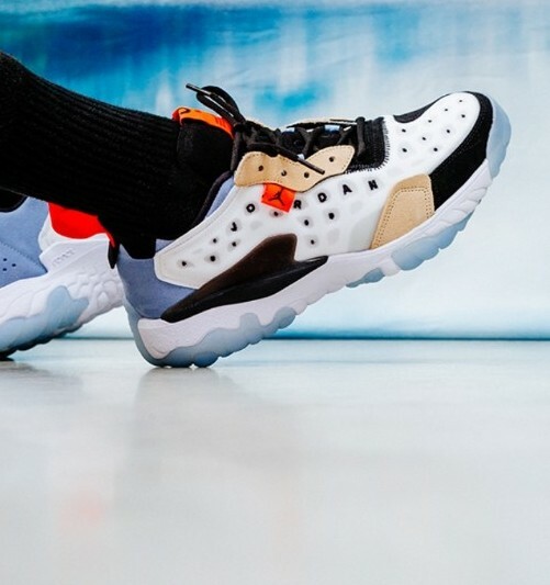 jordan delta 2 on feet