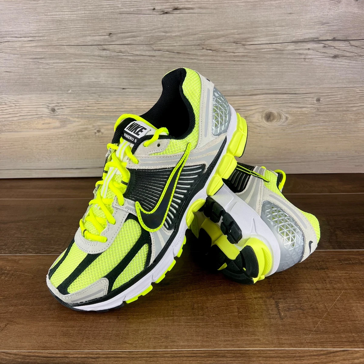 Nike Zoom Vomero 5 - Men\'s Athletic Shoes - Lime Green and Black - Size 10 Nike Zoom Vomero 5 Lime Green 2024 Review - YouTube main image 2
