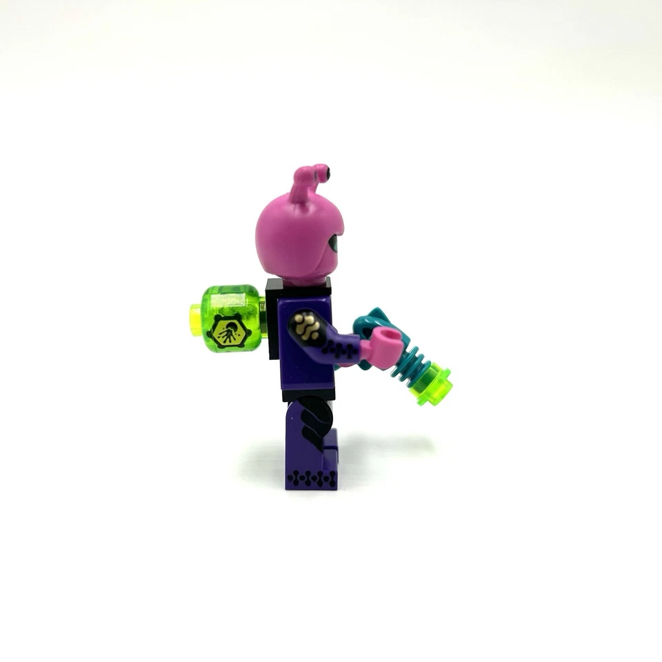 LEGO Space Creature CMF 71032 Series 22 minifigure - Image 2 of 4