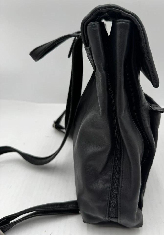 Wilsons Bolso de Mano de Cuero para Mujer Negro Correa Ajustable Mochila Bolso Foto 3 de 4