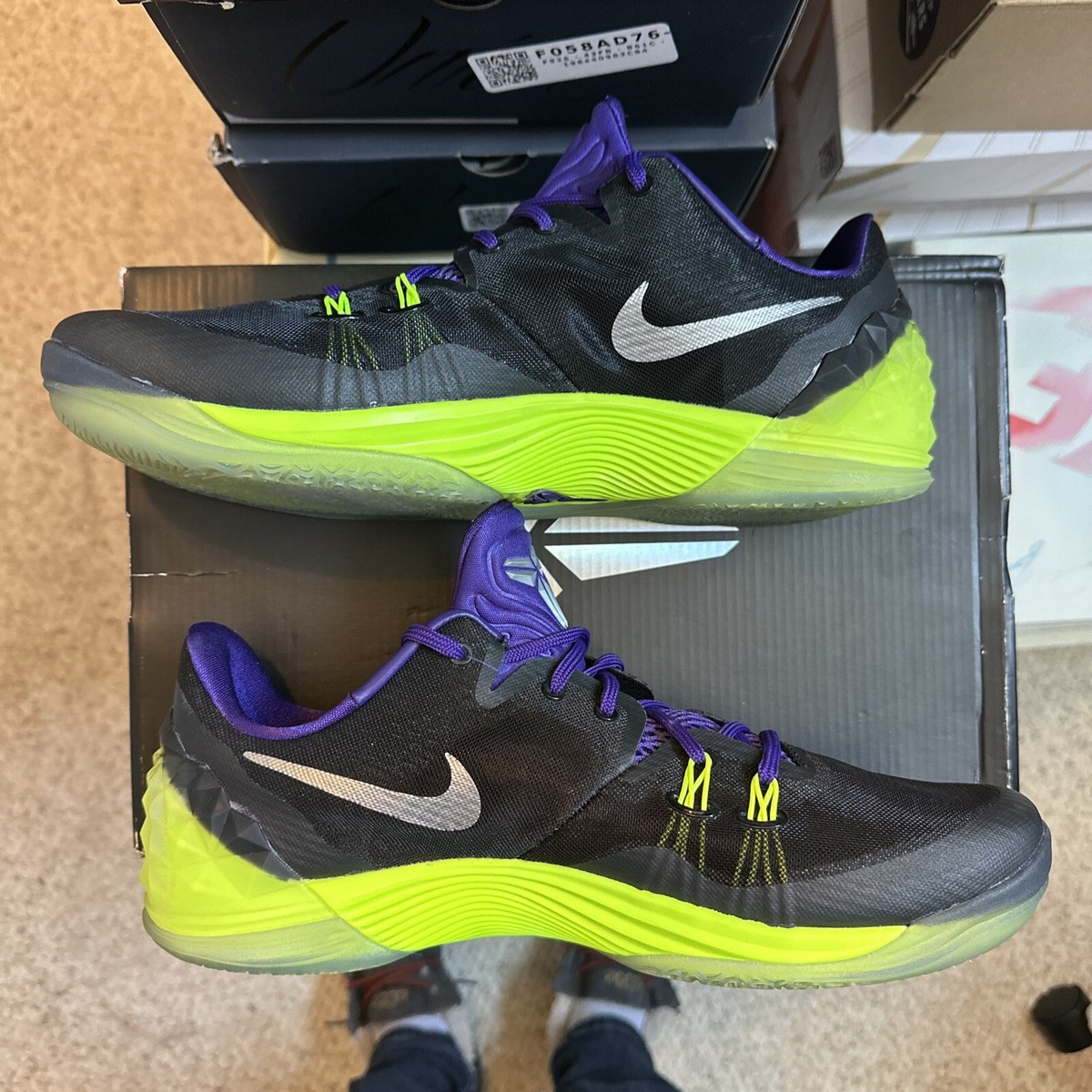 Size 11 - Nike Zoom Kobe Venomenon 5 Joker Rare 749884-005 Size 11 - Nike Zoom Kobe Venomenon 5 Joker Rare 749884-005