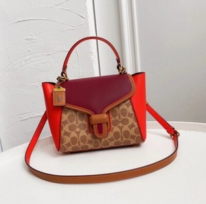 coach courier carryall 23