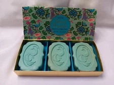 Vtg 70s Avon Bird Of Paradise 3 Perfumed Soaps Set Vanity Decor