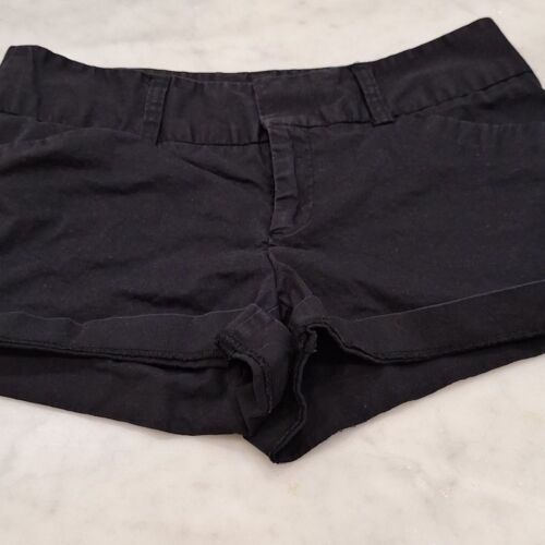 Daisy Fuentes Cotton Blend 2" Inseam Cuffed Black Shorts Size 8 Low-Mid Rise