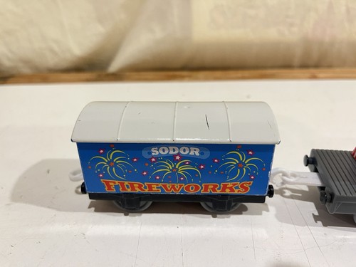 Thomas and Friends Trackmaster Carnival Fair Fun Cars - Picture 2 of 10