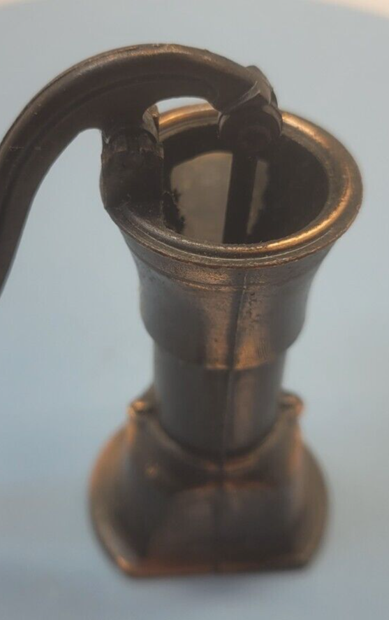 VINTAGE MINIATURE DIE CAST METAL PENCIL SHARPENER HAND WELL WATER PUMP
