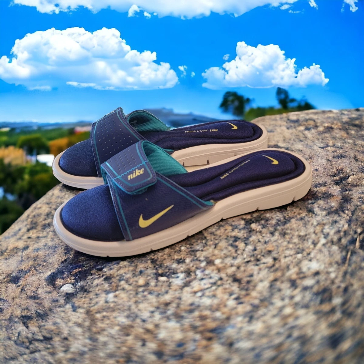 Nike comfort shop footbed slippers