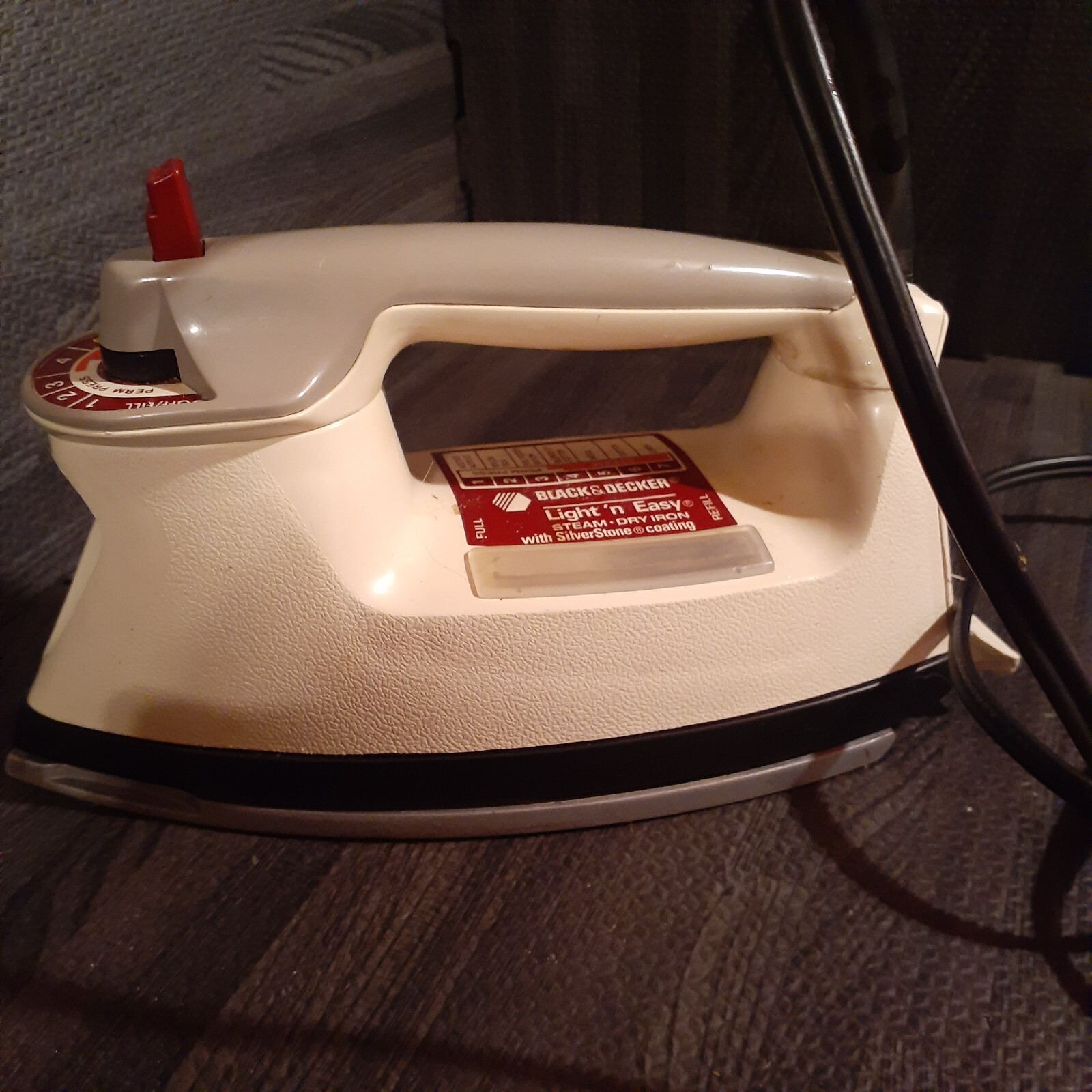 black and decker light n easy