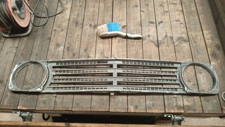 Classic mini clubman/1275gt grille & headlight surround