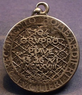REGNO D'ITALIA MEDAGLIA 104° GRUPPO PIAVE 1918 ARGENTO Ø 25 MM.