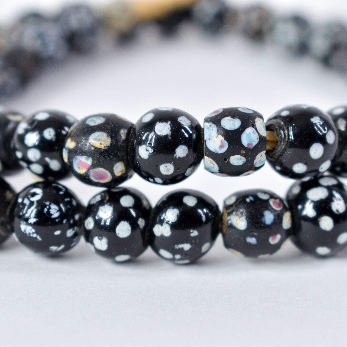 Venetian Skunk Black Trade Beads | eBay