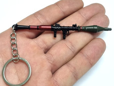 RPG Keyring Gun Weapon Model Metal Keychain Mini RPG 357 Revolver Pistol 9cm EU